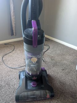 Vacuum & Carpet Cleaners
