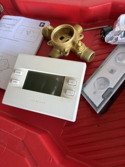 Crestron CHV-TSTATEX-W-T Heating And Cooling Thermostat 