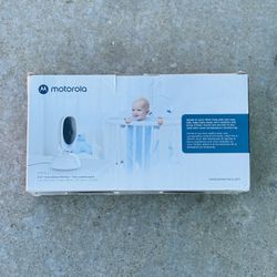 Motorola VM75 5.0" Video Baby Monitor Two Camera Set - brand new