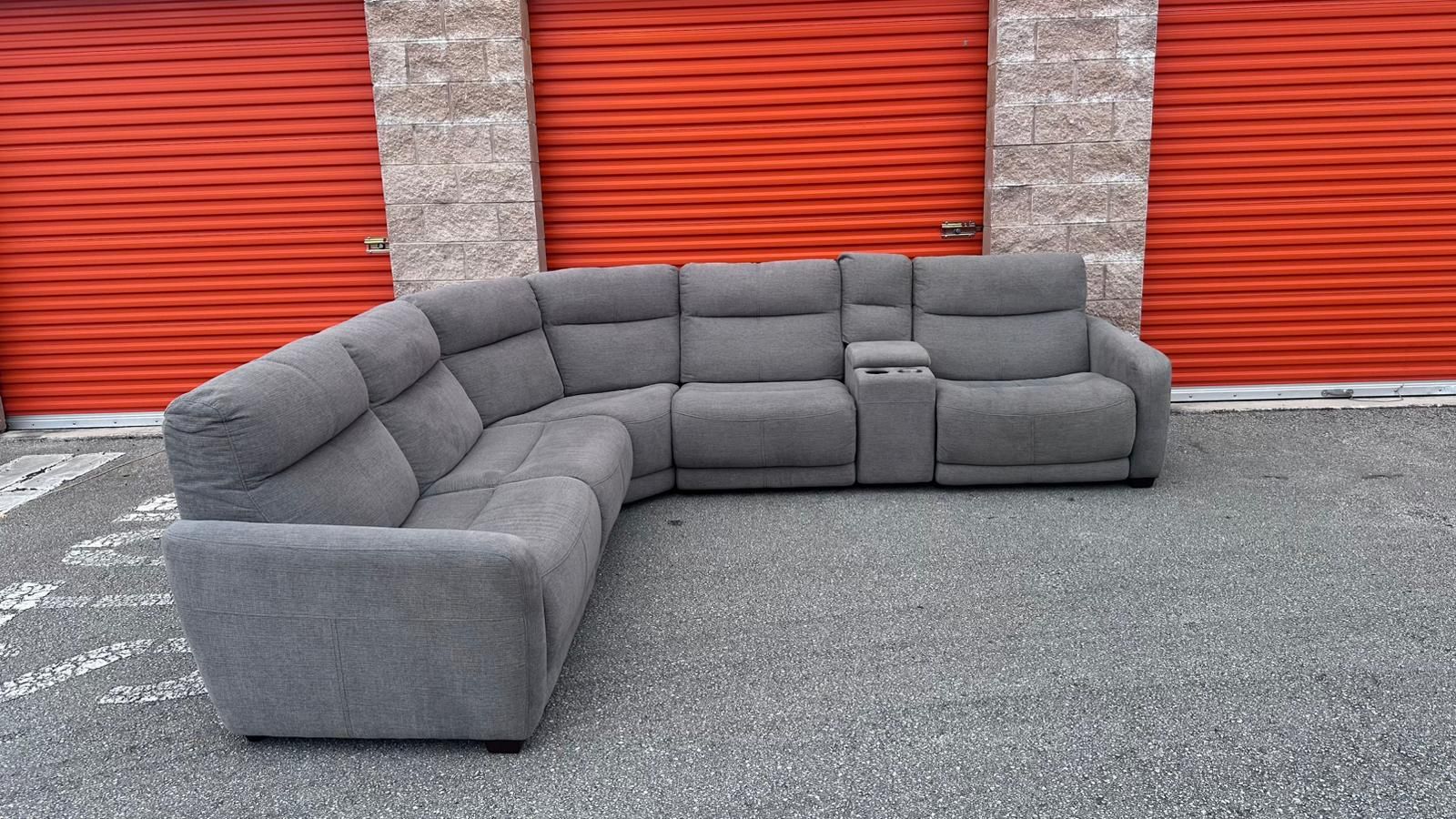 GRAY MODULAR SECTIONAL W 2 POWER RECLINERS & CUP HOLDER W USB - delivery is negotiable