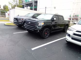 Set of 4  22"  Tundra and Sequoia Trd style rims