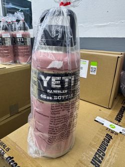 YETI Rambler 46 oz Bottle Pink