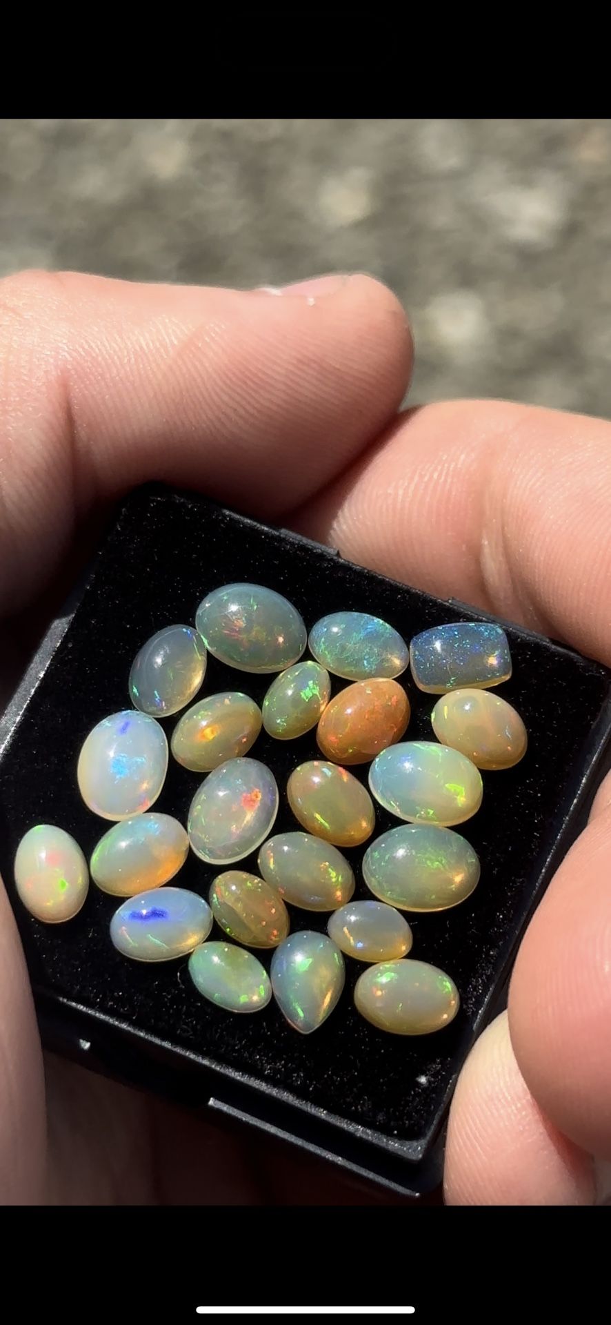 [Intense yellow  fire] Ethiopian Opal Parcel 