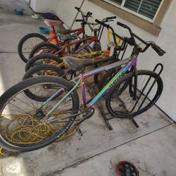 Throne The Goon Bike