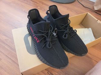 Yeezy 350 blackred size 12.5