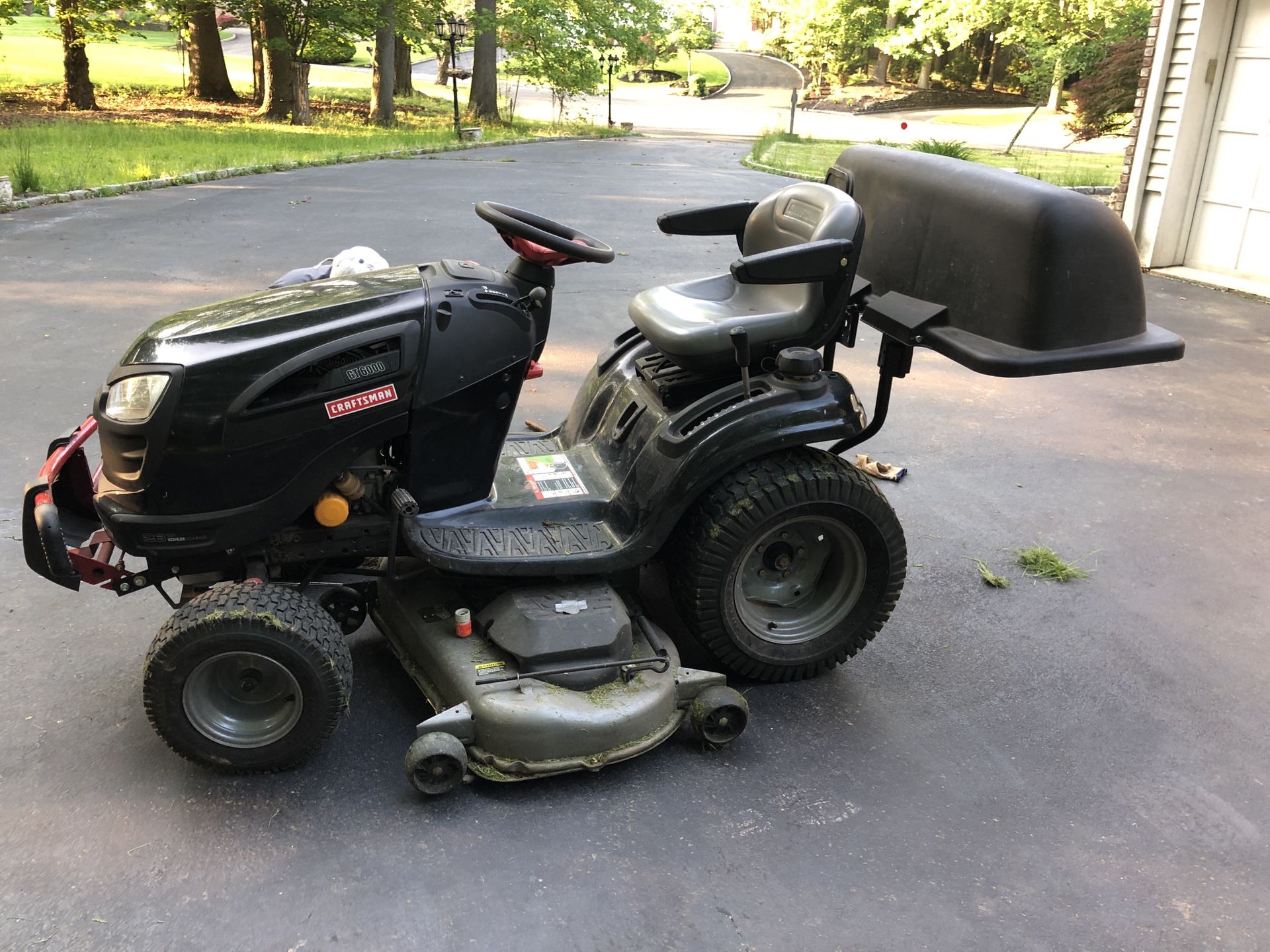 Craftsman GT 6000 lawn tractor 