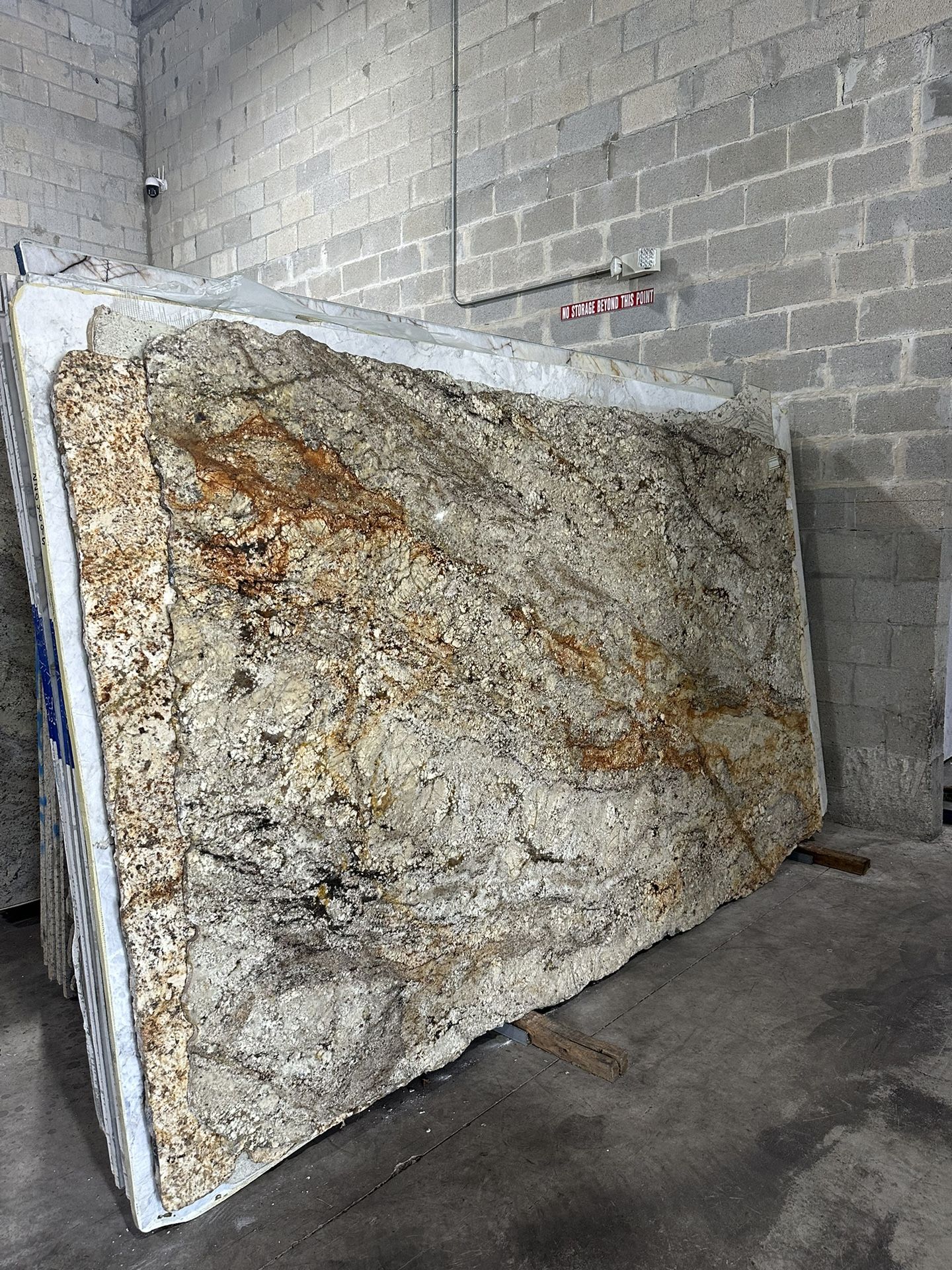 Special Price On Exotic Granites 