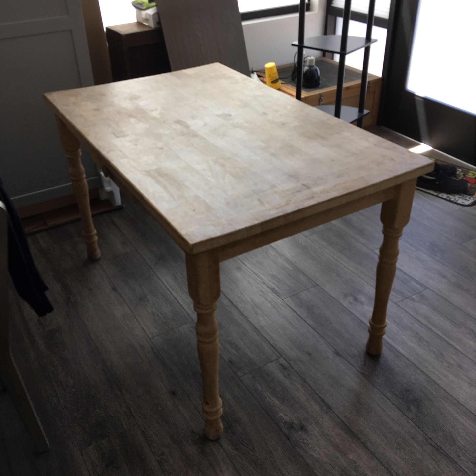 Have This Wood Table 5$!