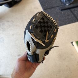 Youth Baseball Glove