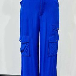 New Women's Pants Available In Size Small Medium And Large 