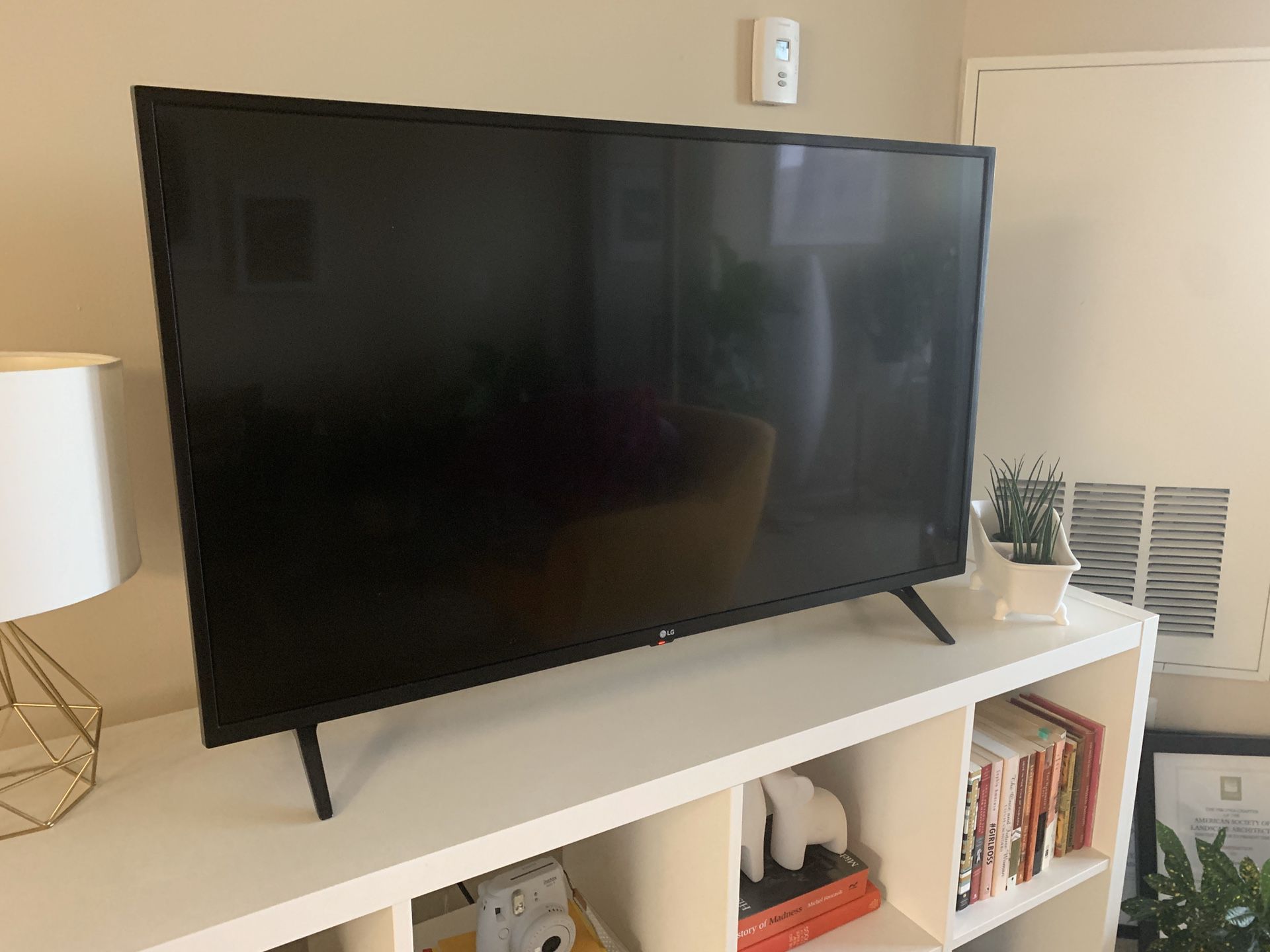 BRAND NEW LG 43” SMART TV!