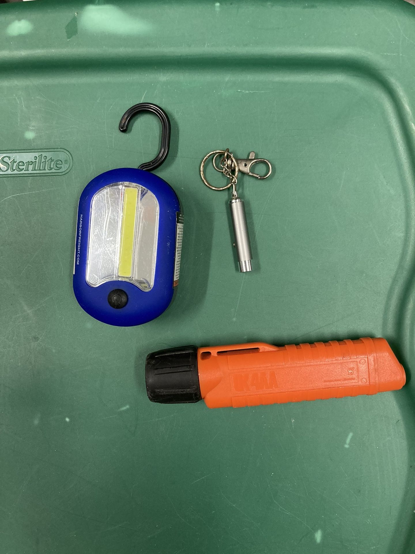 Flashlight lot- 3 count