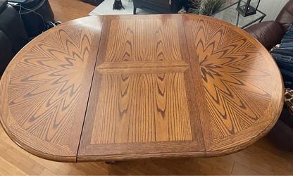 Convertible Oak Table Round to Oval Heavy