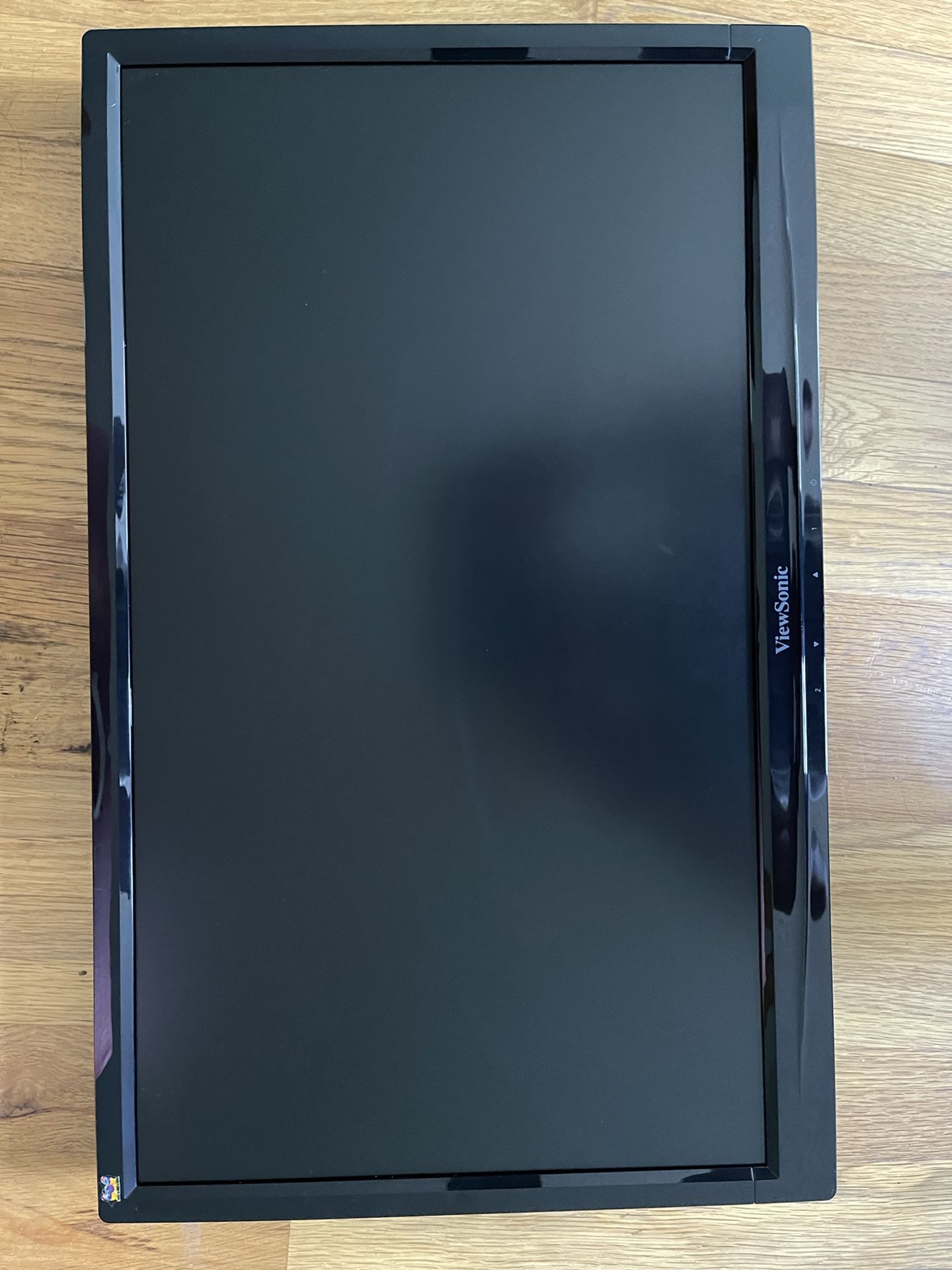 View Sonic 22” Full HD Widescreen LCD