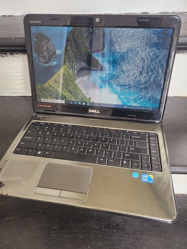 Pink DELL Laptop Win10Pro/OfficeSuite/i3/SSD