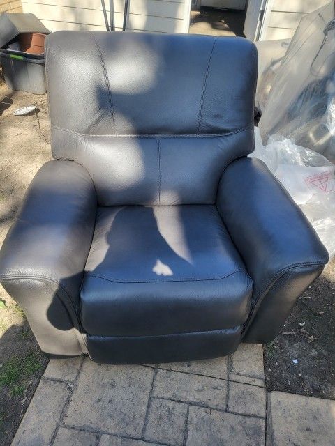 Recliner Chair