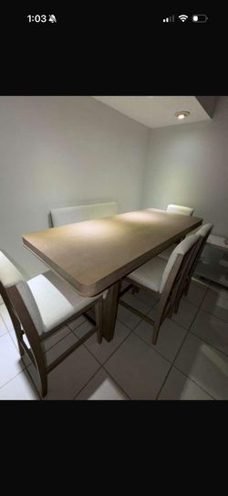 Comedor Dinning Table