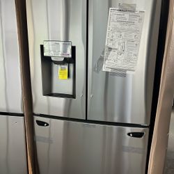 NEW IN BOX LG FRENCH STYLE REFRIGERATOR 