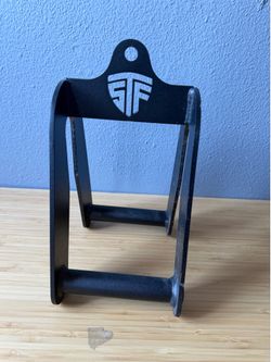 Pull down bar