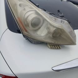 2013 INFINITI G37  OR G35 RIGHT HEADLIGHT FOR PARTS