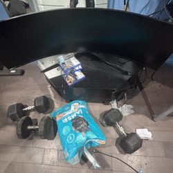 Big And Long Moniter I Don’t Use It So I Gotta Get Rid Of It