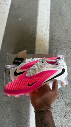Nike Phantom 6 Elite Low FG Firm Ground Soccer Cleat