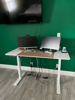 Electric Standing Desk