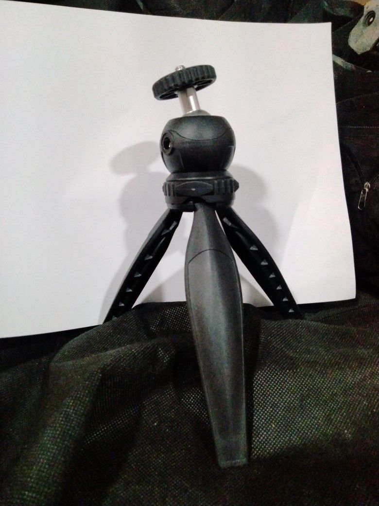 Mini Phone & Camera & Webcam Tripod Stand, 360°