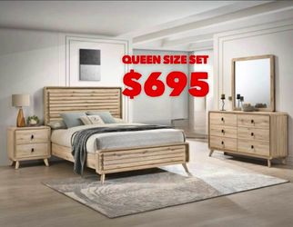 4-pc bedroom  set: queen  size bed, dresser,  night