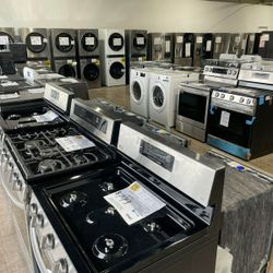 New Unused Washer Dryer Stackable!