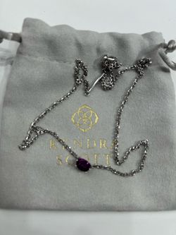 Kinda Scott necklace