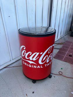 Coca-cola rolling cooler