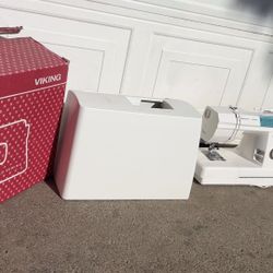 Husqvarna Sewing Machine $250