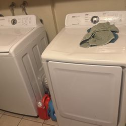 Washing Machine And Dryer 