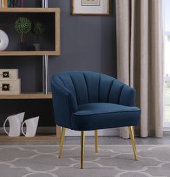 New accent chair