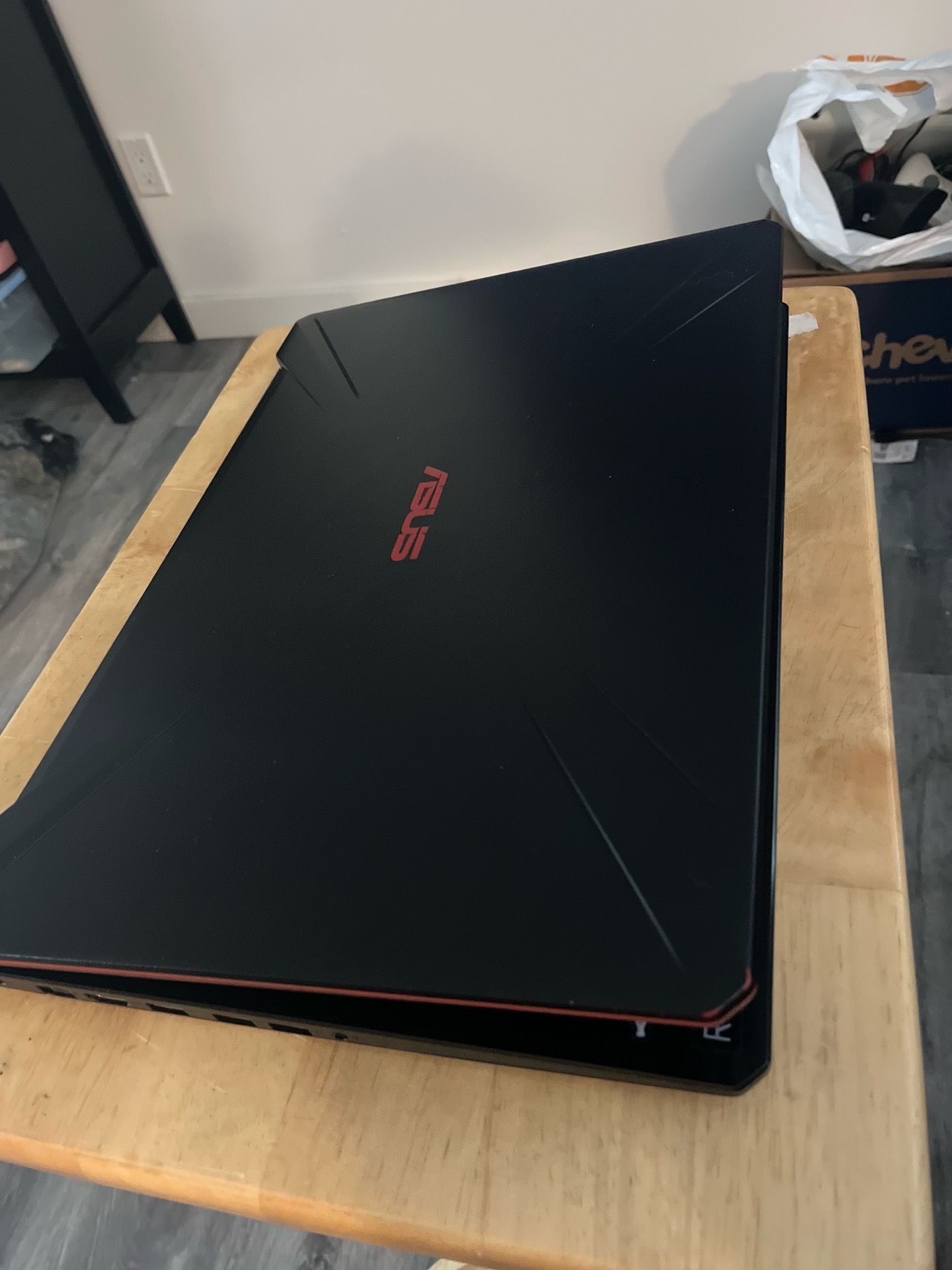 ASUS TUF GAMING ( FX705DY Red Matte )