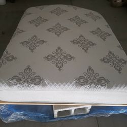 Sorta Cool form Gel Plush Queen Mattress 