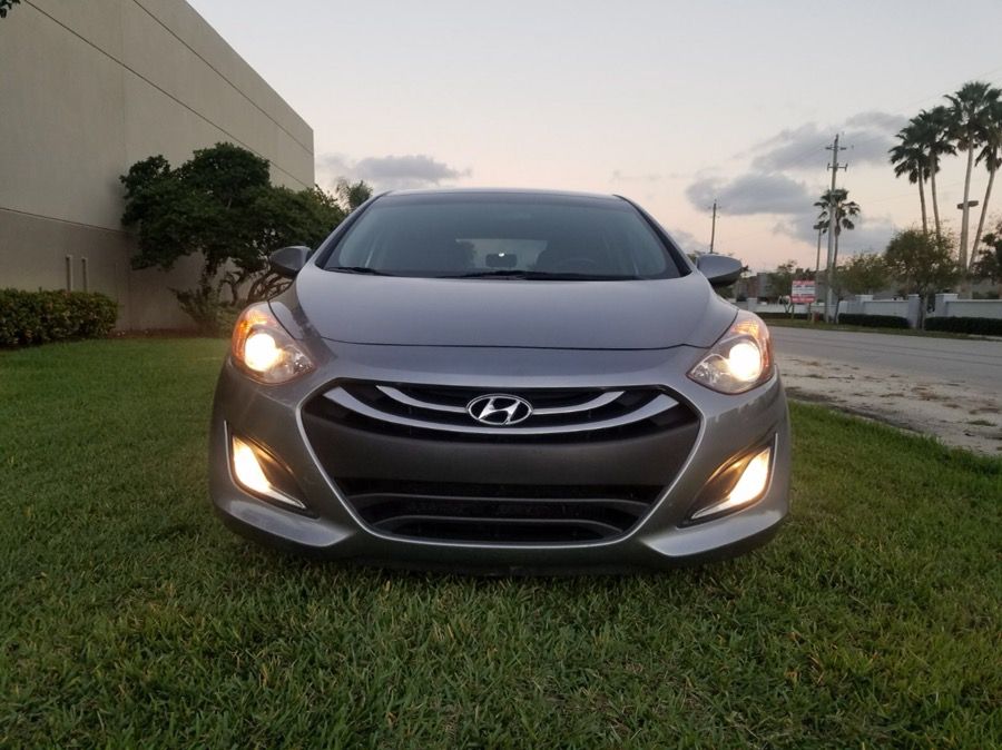 2013 hyundai elantra GT