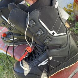 Men Size 11 BURTON snowboarding Boots 