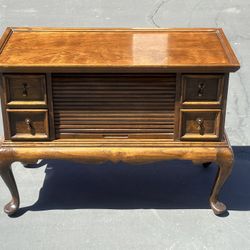 Hallway Entrance Cabinet 