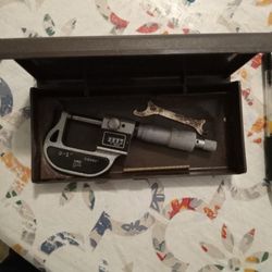 Used NSK 550-601 Rollin Micrometer 0-1 Range .0001 inch..