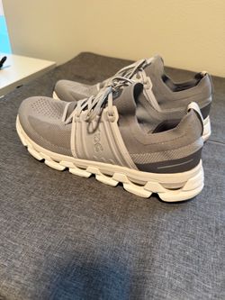 On Cloudtec Running Sneakers – Gray size 11 men