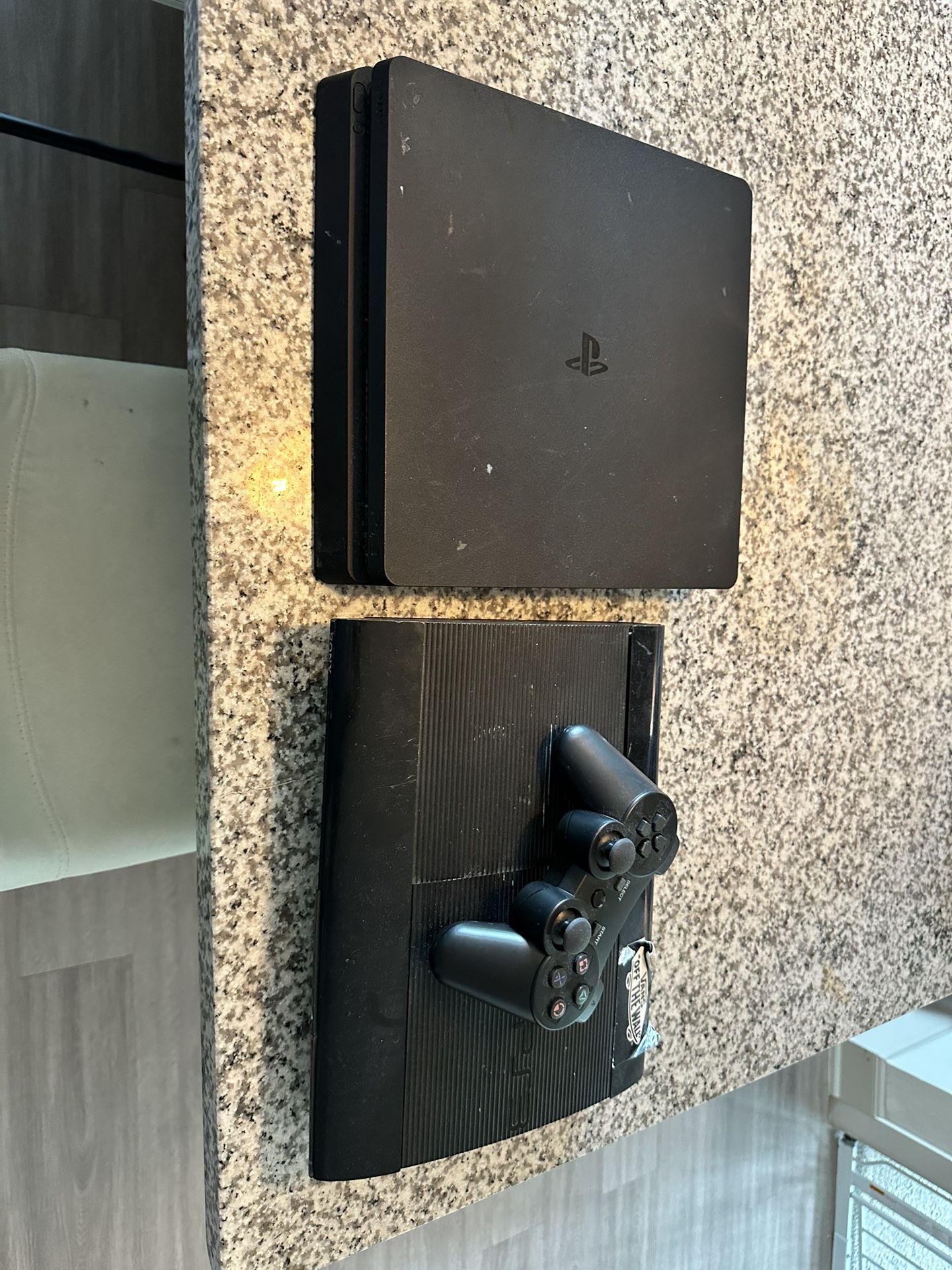 PS4 And PS3