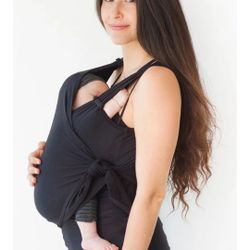 Nesting Days Baby Carrier . Pick Up Only