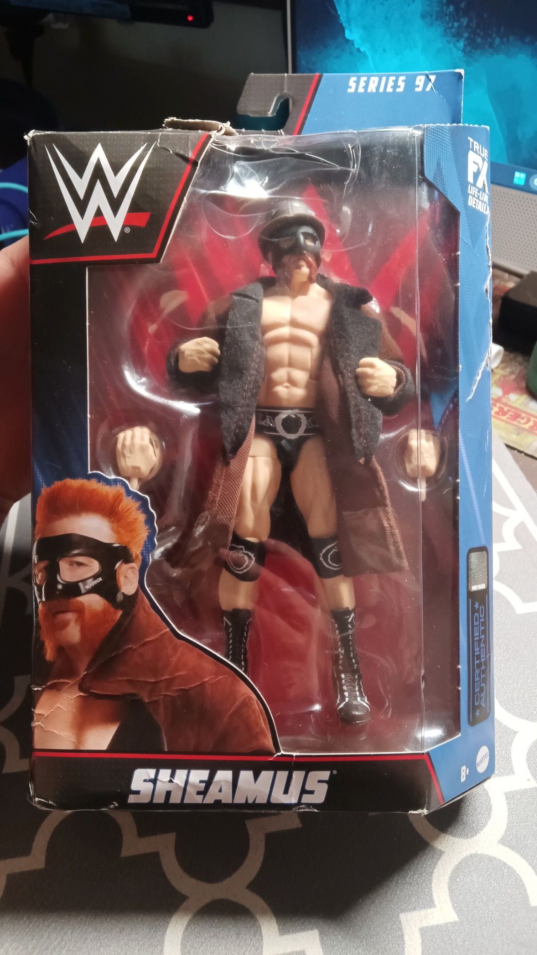 Wwe Elite Sheamus (damaged box)$30 obo NEW (hwy 90 &Gen McMullen)