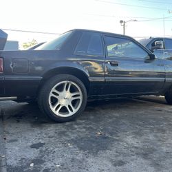1991 Ford Mustang