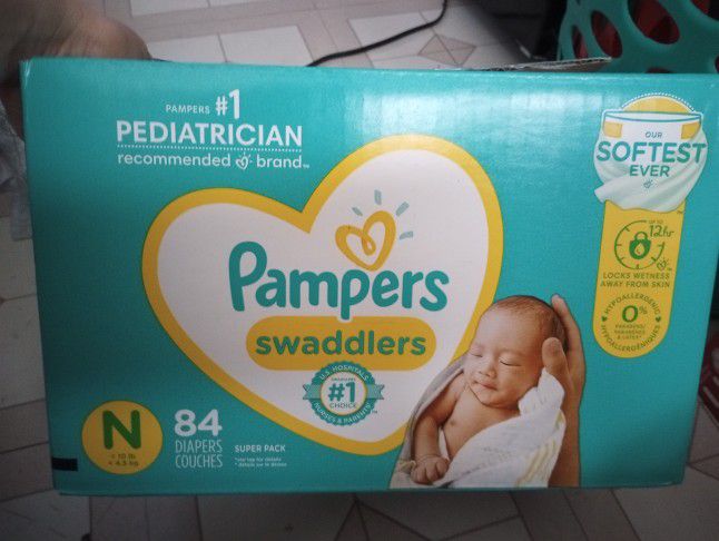 Like New Pampers Swaddlers Diapers Newborn Size 