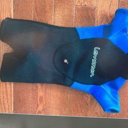 Kids’ Swimming Suit to keep warm