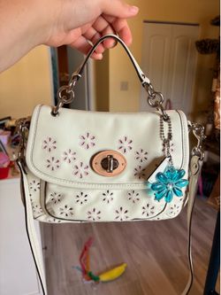 🌸 Vintage Coach White Leather Daisy Eyelet Flap Satchel Crossbody 🌸