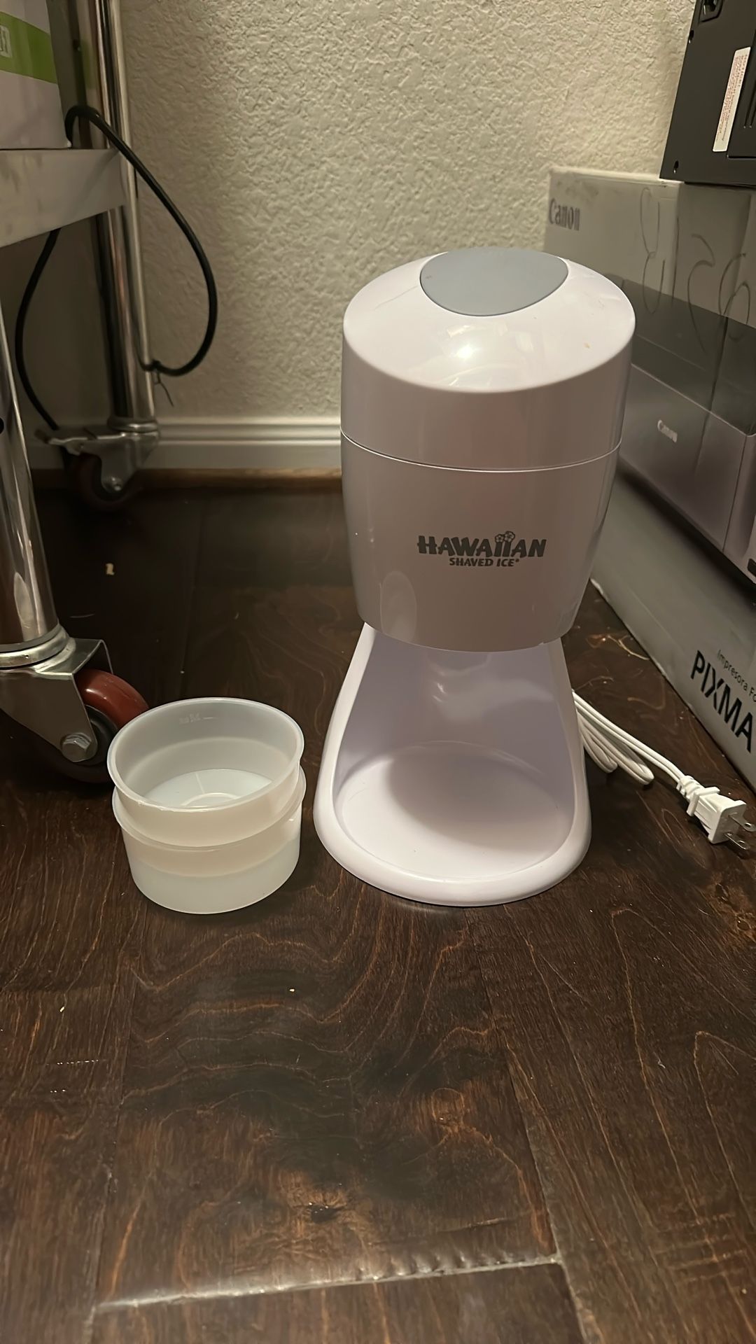 Hawaiian Shaved Ice Maker